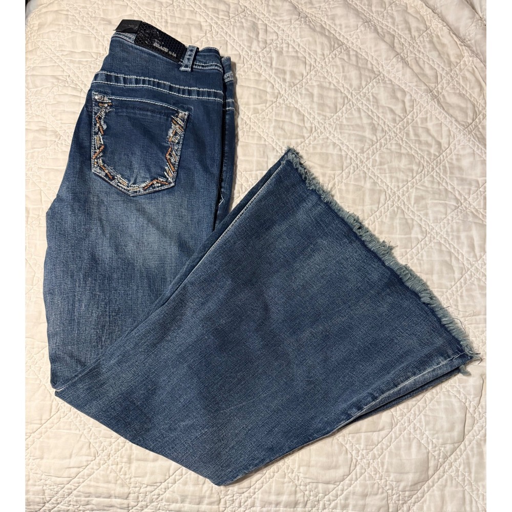 Grace in LA Flare Jeans Womens 31 Blue High Waist Embroidered Frayed Hem Bell